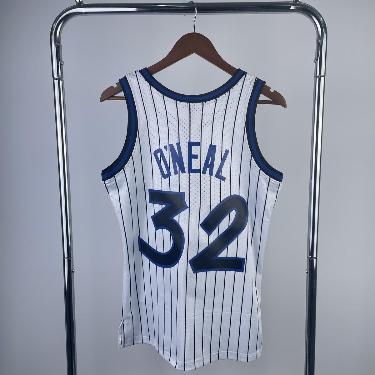 Regata Mitchell & Ness Orlando Magic Shaquille O'Neal 1994-1995 Branca - Rei da Pelada
