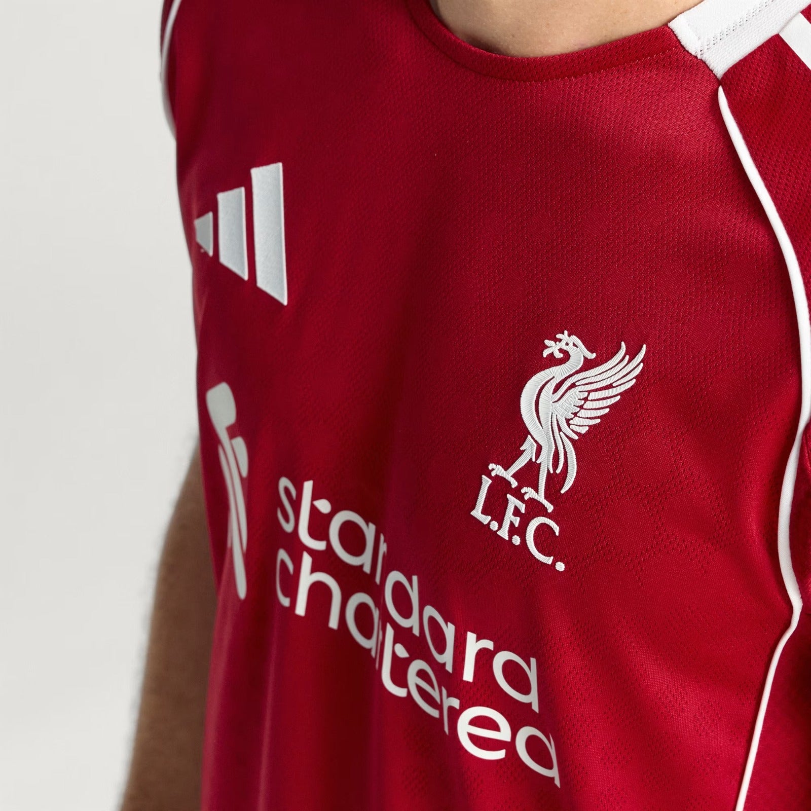 Camisa Liverpool I 2025/26 - Versão Jogador