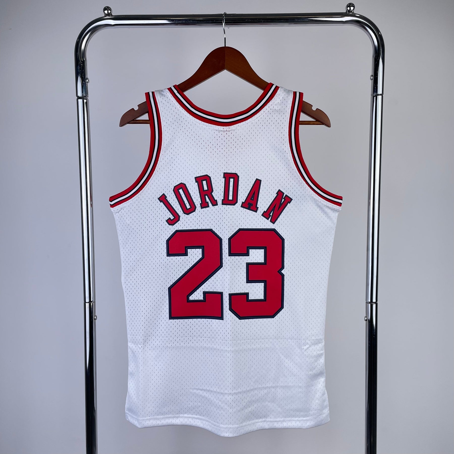 Regata Chicago Bulls Home Mitchell & Ness 97/98 - Rei da Pelada