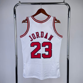 Regata Chicago Bulls Home Mitchell & Ness 97/98 - Rei da Pelada