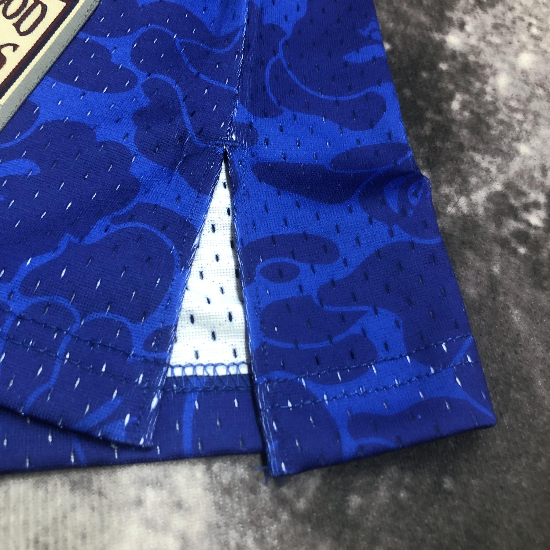 Regata Mitchell & Ness x BAPE - Brooklyn Nets Azul - Rei da Pelada