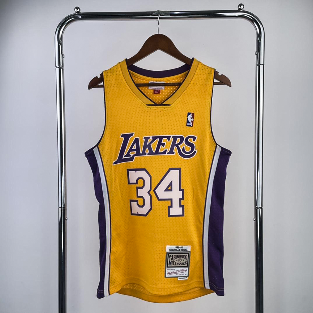 Regata Mitchell & Ness Los Angeles Lakers 1999-00 Dourada - Rei da Pelada